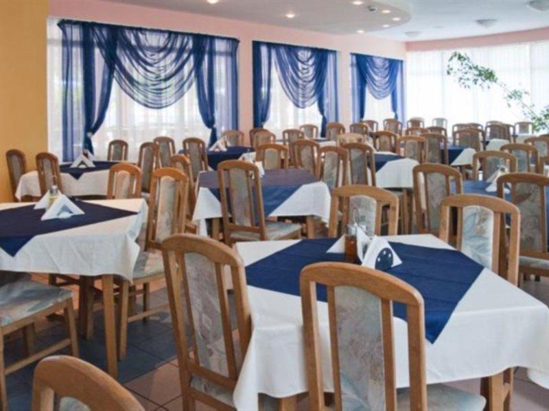 Regina Hotel Slântsjev Brjag Eksteriør bilde