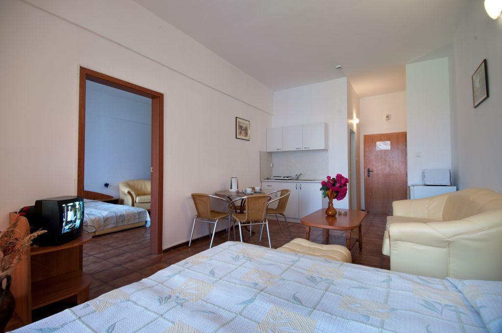 Regina Hotel Slântsjev Brjag Rom bilde